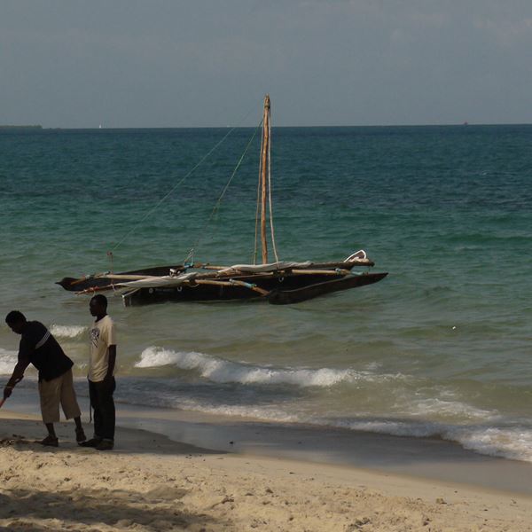 Melhoramento dos sistemas de drenagem de Dar es Salaam